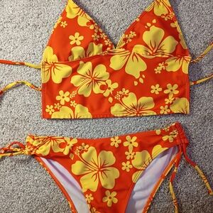 Hawaiian Print Orange Yellow Floral Two Piece Swimsuit Size Small
